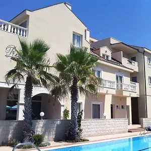 4* Hotel Kastel
