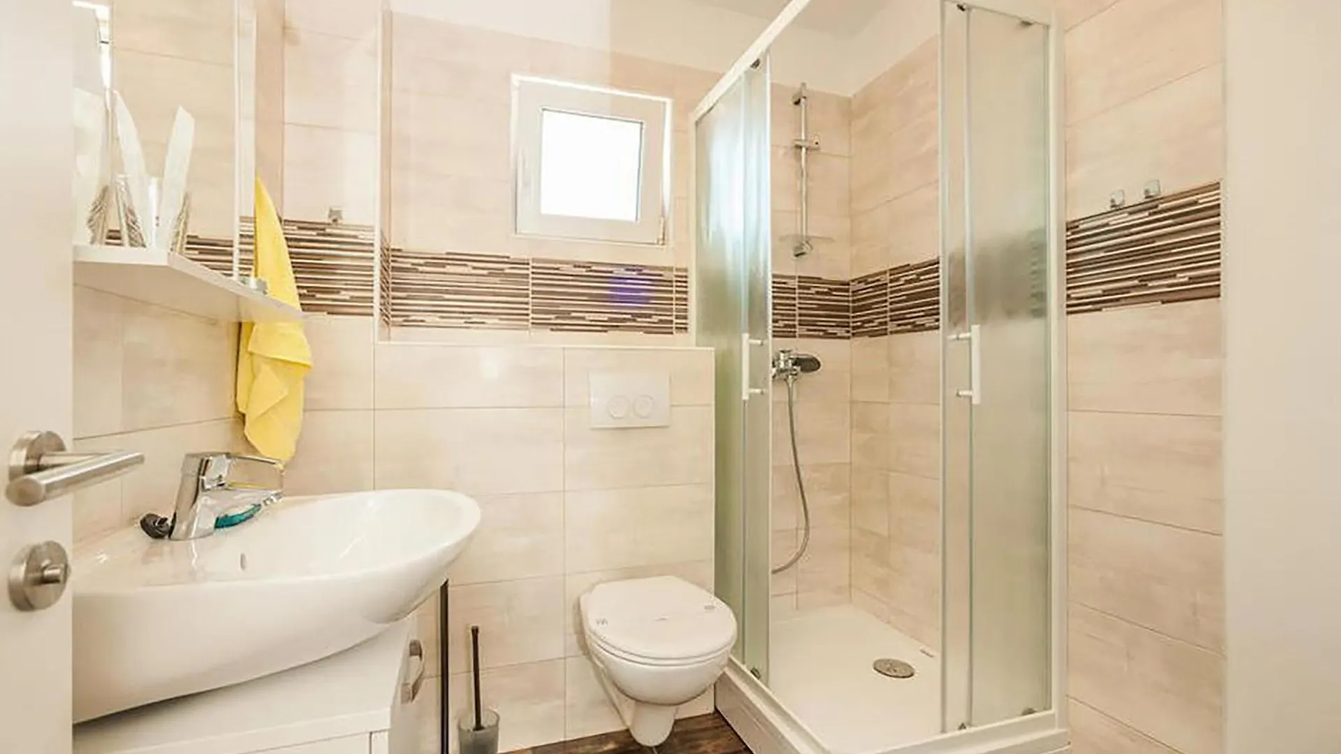 Lovely Apartment In Povljana With Kitchen Croatia